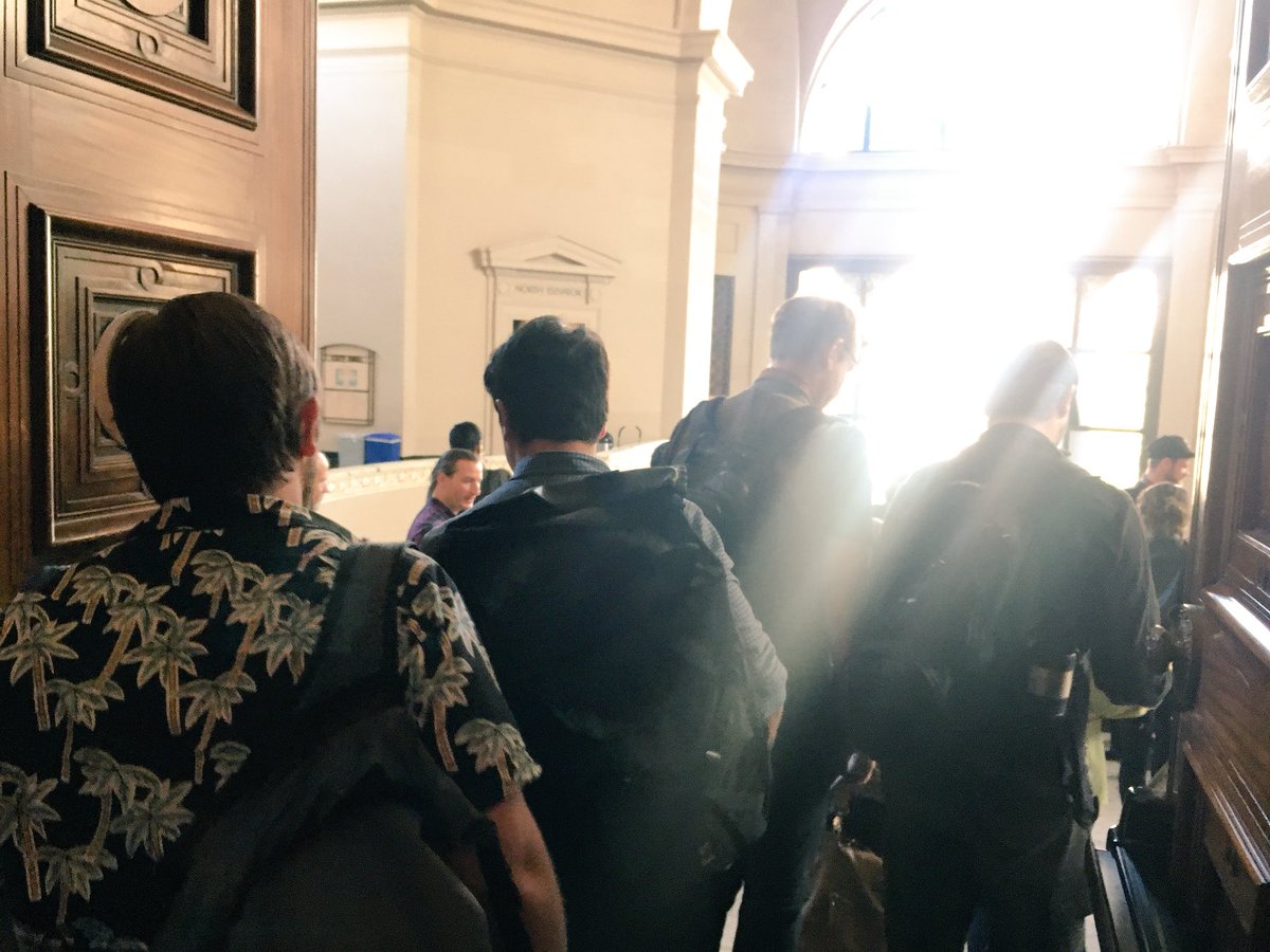 OH: “[#citycampoak] is the best unconference I’ve been to” TRUTH! We’re off to the afterparty rn after a long &amp; exciting day