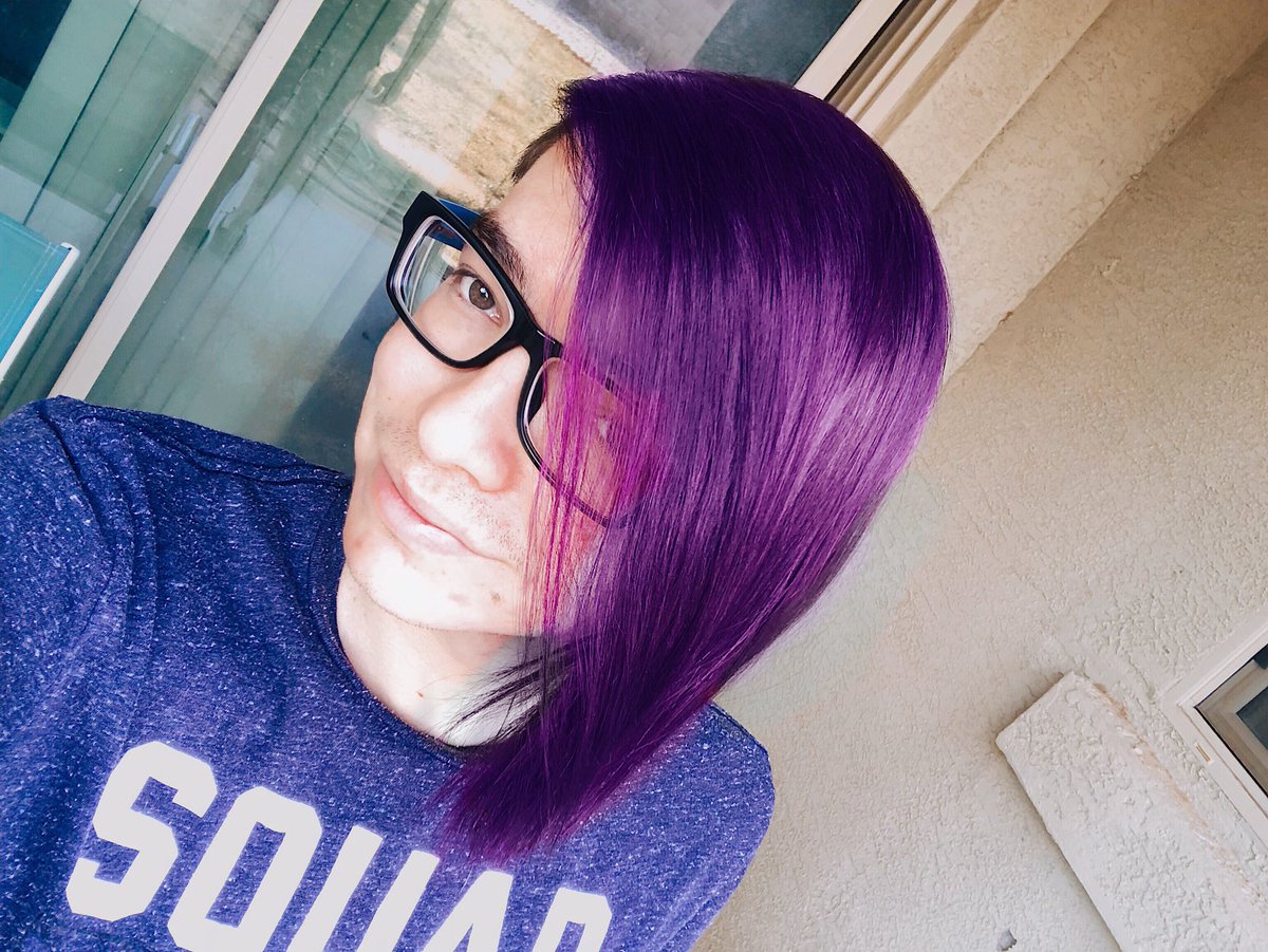 _TwiceBlessed's tweet photo. As I said before here is my purple hair! #instasizeba #instasizecreatives #instasize #purplehair #purple #arcticfox #arcticfoxhaircolor #arcticfoxpurplerain #haircolor #hairdye https://t.co/K0XCwFdaZ6