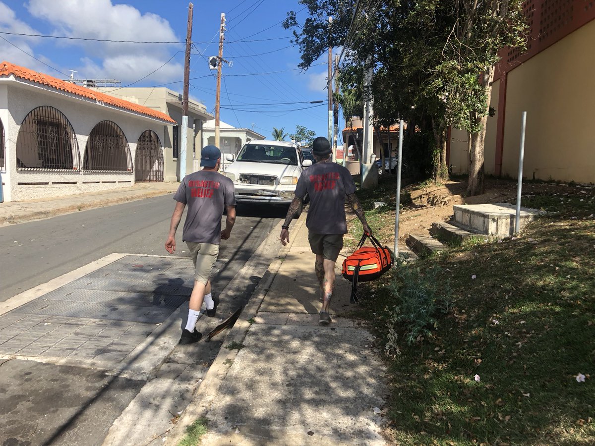 AWDisaster's tweet photo. A team of #AWDR members are back in Puerto Rico. Currently, they are helping build a home for a displaced combat veteran. To get more information about future events or ways to donate, visit the link in our bio. #ChangeForAChange #Volunteer #PayItForward #Nonprofit #Veteran https://t.co/sZ371fqVne