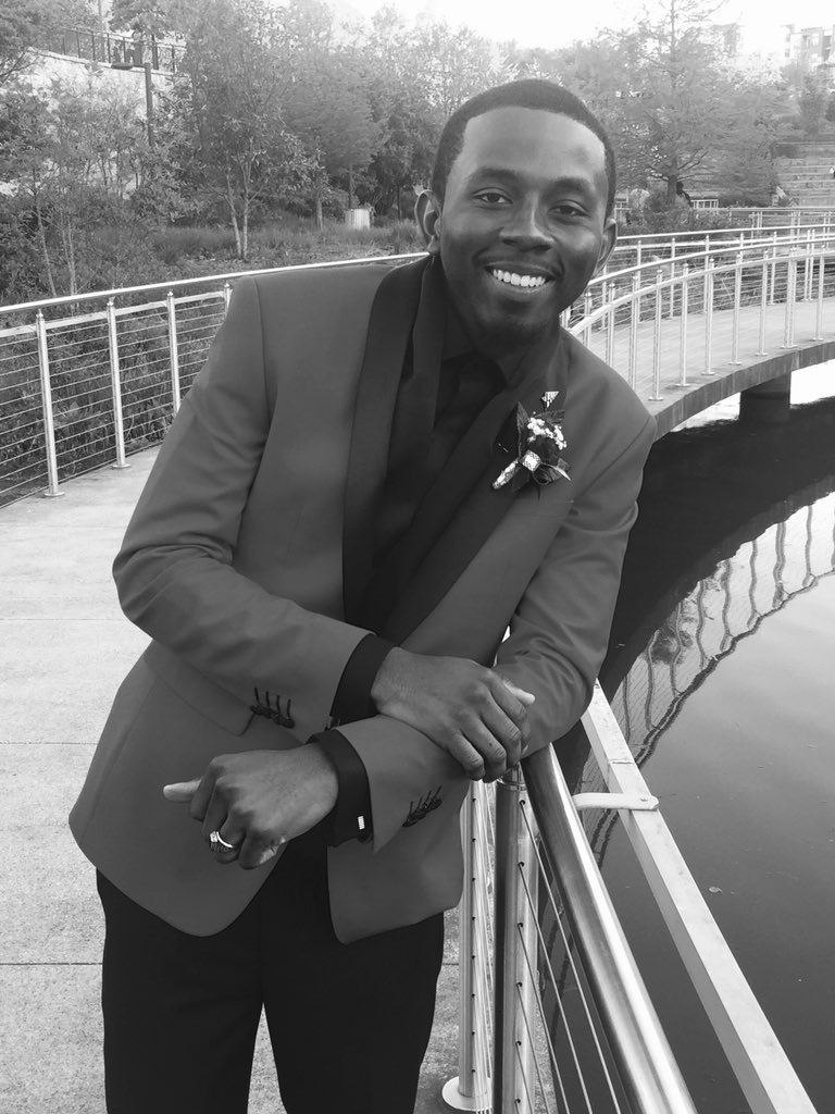 LegitEquityD's tweet image. #ForKaliefBrowder #KaliefBrowder 
Made sure if I ain’t go to prom for me I went for him💯 #Prom2k18 #pearleD 

Turned the negative to a positive 

If you don’t know who Kalief Browder is look him on Netflix