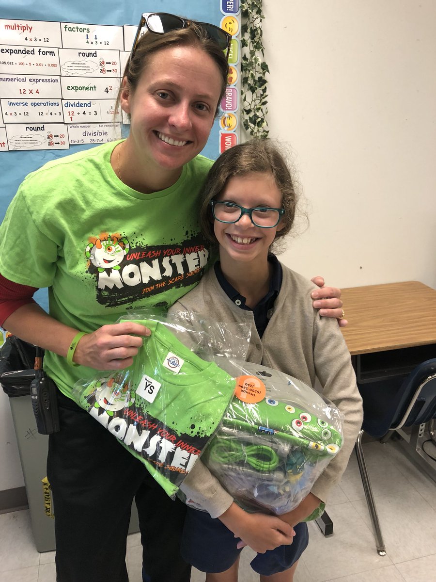 Coach_O_Calusa's tweet photo. Celebrating our Jump Rope for Heart top fundraisers!  @CalusaES #jrfh https://t.co/vx6Dle2Ofs
