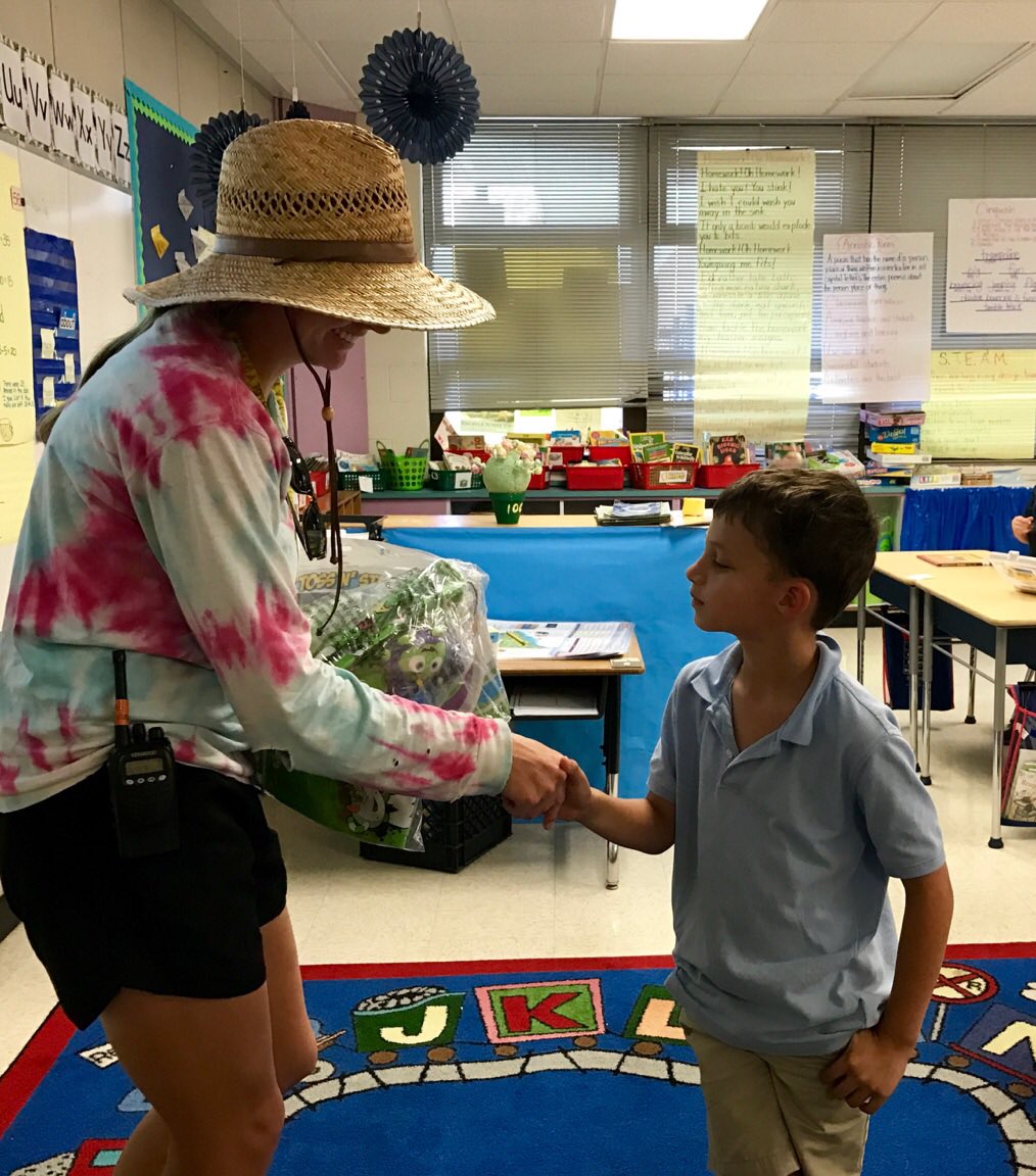 Coach_O_Calusa's tweet photo. Celebrating our Jump Rope for Heart top fundraisers!  @CalusaES #jrfh https://t.co/vx6Dle2Ofs
