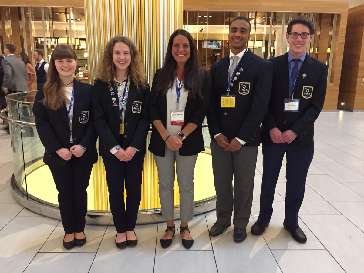 Lauren Tousignant tweet media