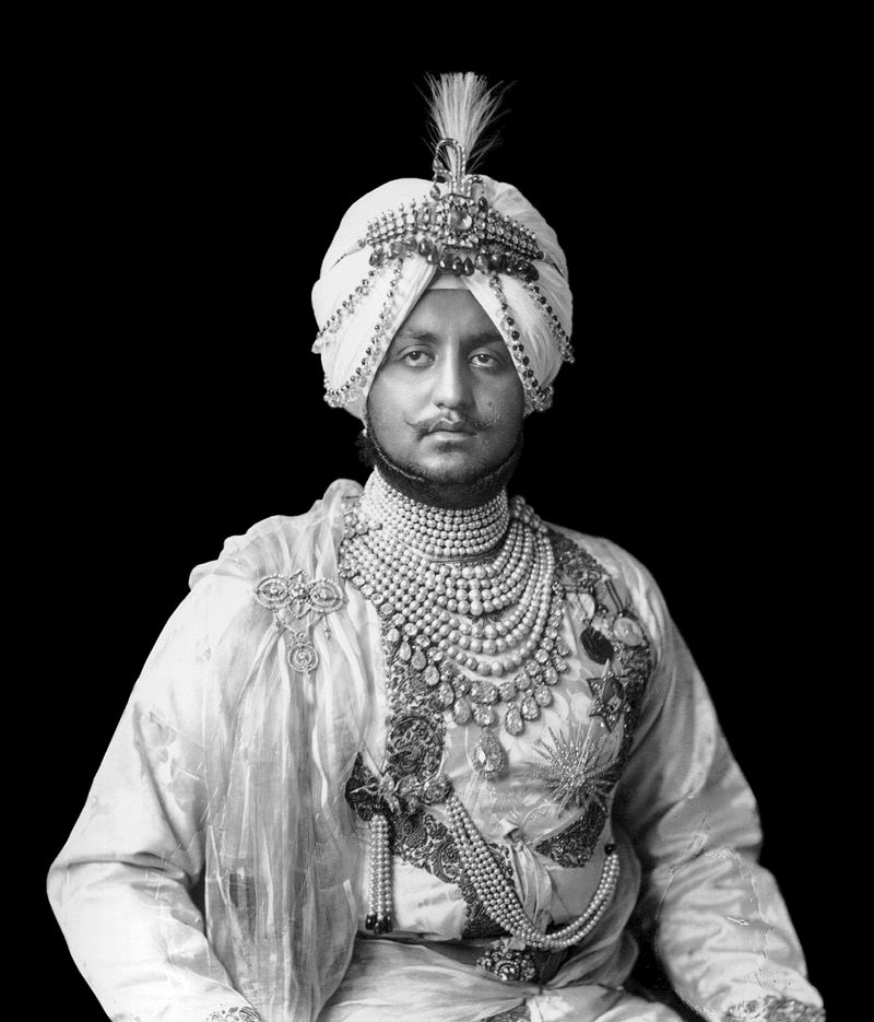 _classics_life_'s tweet photo. Maharaja Bhupinder Singh. #India #Maharaja #Portrait https://t.co/y2ZUxnR4ke