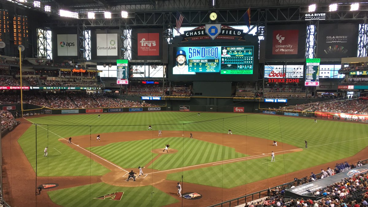 Going into the 3rd: Padres 2, Dbacks 2  Due up: 2️⃣ Pirela 3️⃣ Hosmer  4️⃣ Villanueva https://t.co/lseF6HRjqD