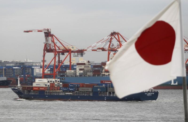 Reuters's tweet photo. Japan may soften trade stance as U.S. keeps up pressure https://t.co/5VdzReAs31 https://t.co/wD5vWiFxjA