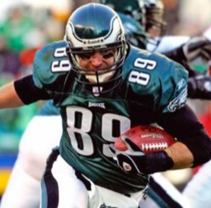 E4Afamily's tweet photo. Just confirmed that author &amp; 3x NFL Pro Bowl Tight End of the Philadelphia Eagles @Chadlewis89 will be one of the speakers at the 2018 E4A Leadership Summit May 5th!! We are honored to have Chad share words of council. 
#EyesupDothework 
#SurroundyYourselfWithGreatness https://t.co/UoQrB7kUGl