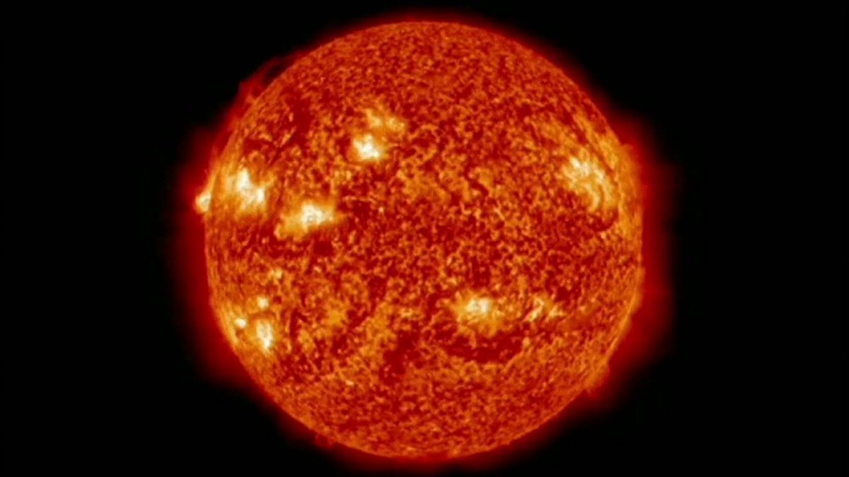 colaboraprojeto's tweet photo. 👉 #ColaboraCurtiu Cientista revela como é o som do Sol. https://t.co/kIzF1gc3L4 Via @bbcbrasil https://t.co/Q0wgFY0LlZ
