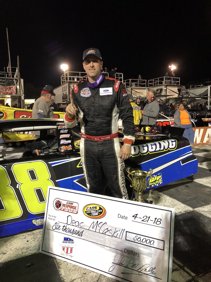 ashlynmccaskill's tweet photo. @Deac08 wins @OCS_Track @CARSTour !!!!🏁🏁 https://t.co/sJ11i4grmf