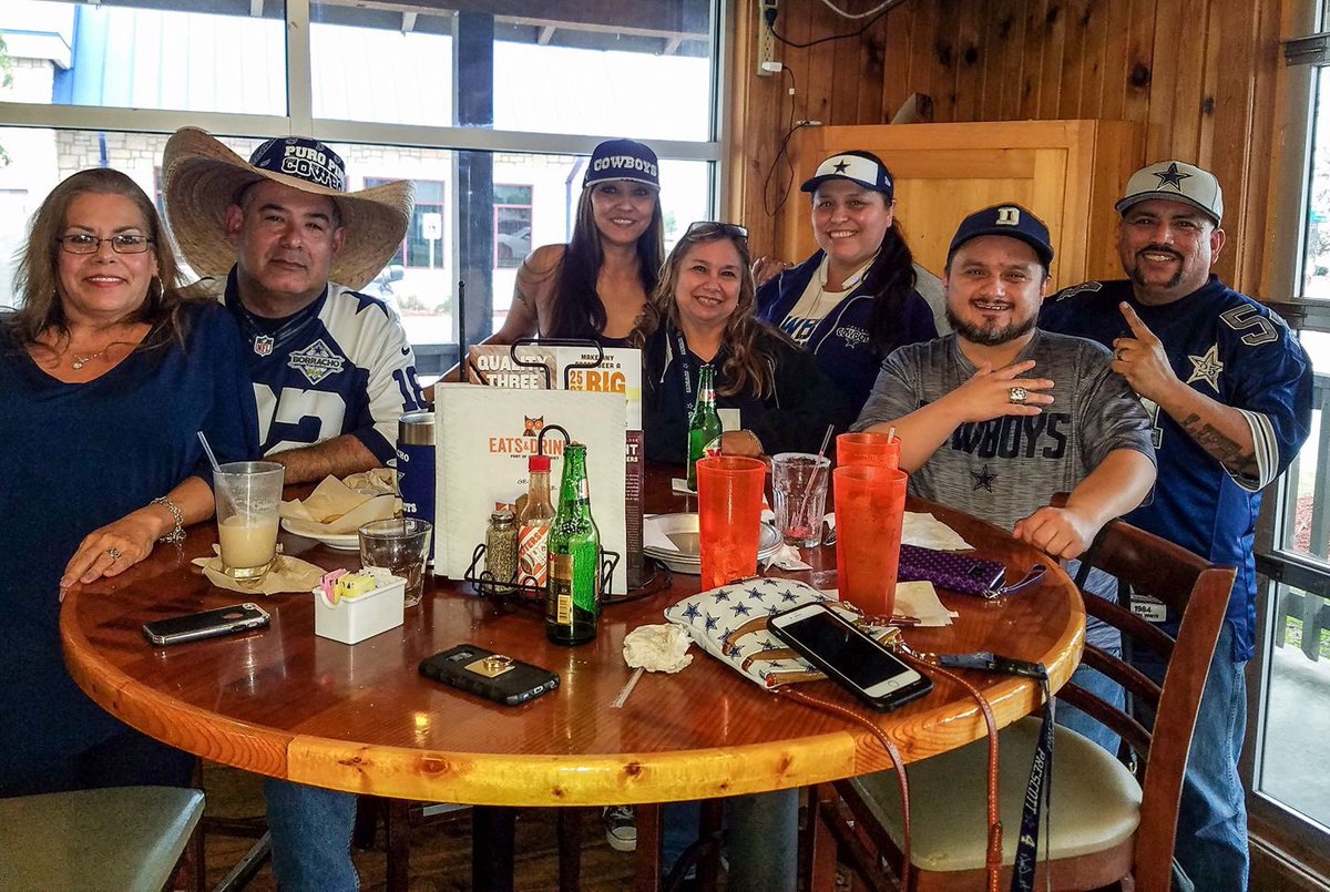 kiki0974's tweet photo. ✭✭✭DC4LIFE✭✭✭#CowboysLife 🏈💙🏈💙🏈💙🤗 https://t.co/YTHfe3r95s