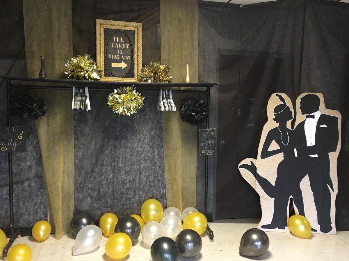 ason828's tweet image. So proud of my juniors!  This is an amazing prom!  Thanks students, parents, and especially @koribraun.