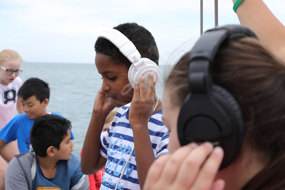LeahBarclay's tweet photo. #ImAnEarthOptimistBecause projects like @Pelican1 are inspiring the next generation to connect to the ocean and listen to the environment #EarthOptimism2018 https://t.co/Uh7dOxGPhW