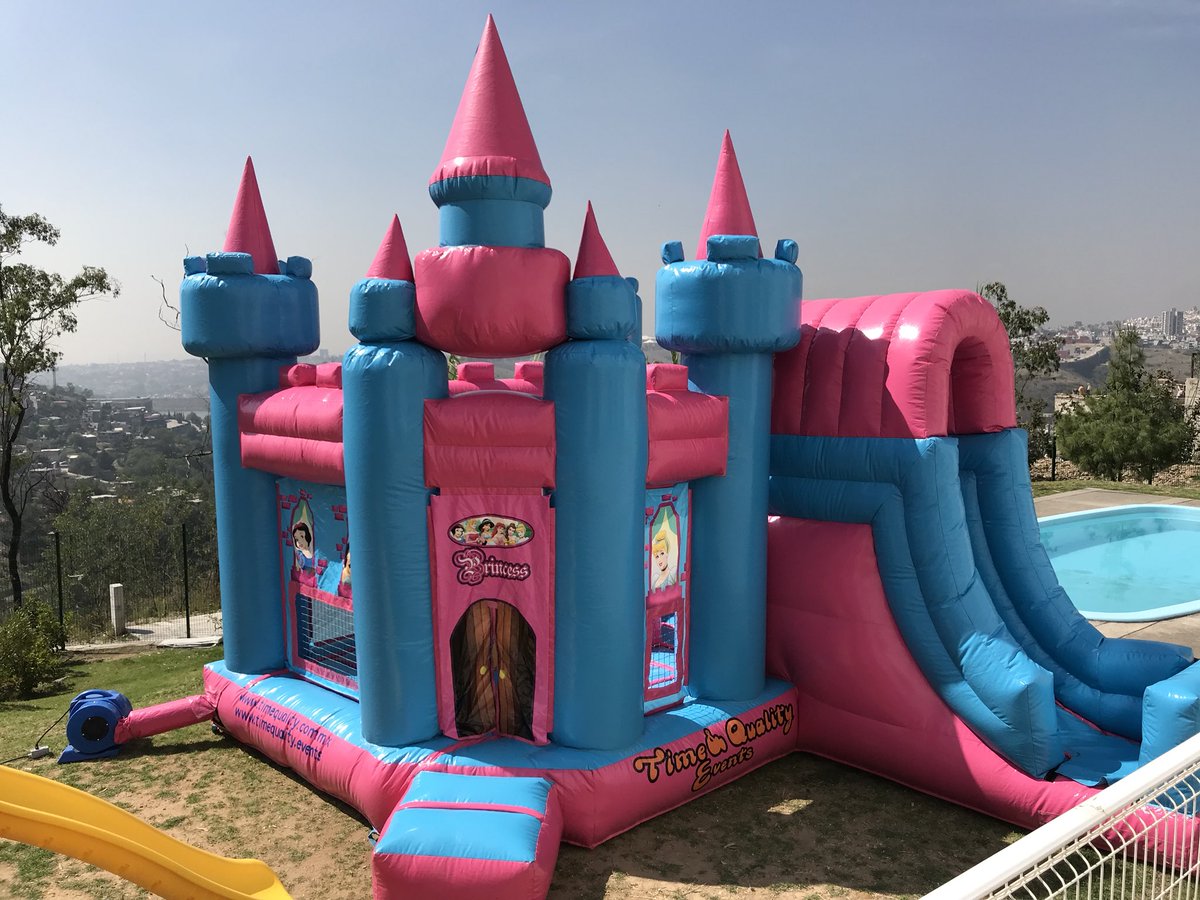 TimeQualityE's tweet photo. #Inflable #Princesas Para este mes del niñ@ no pierdas la oportunidad de regalar a tus pequeños mucha diversión saltando de alegría #TimeQualityEvents #CalidadTime #DiversionGarantizada https://t.co/tL7dgcpIcq