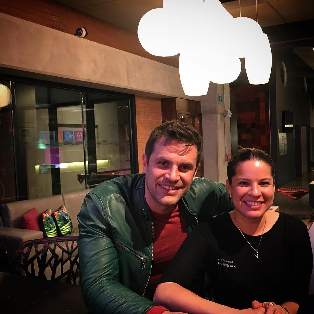 TeamMTacher's tweet photo. Bella pic de nuestro @MarkTacher y la Chef Patricia Jimenez
-from @chefpatricia_jimenez - Lo bueno de ser 24/7! @tacherman @ghprisma @aloftgdl #setratadesumar #ExperienciasMemorabables #welcome - https://t.co/zAgXywIkq2