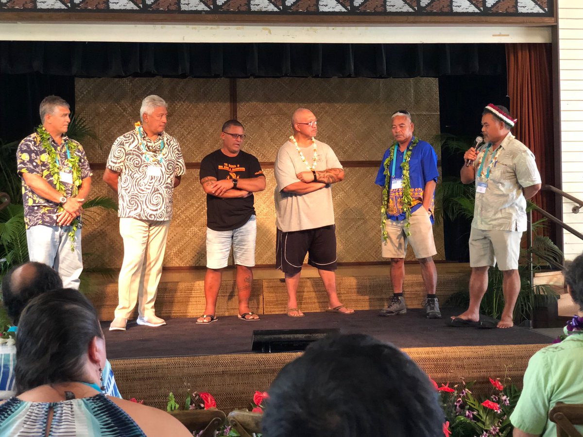 dlassner's tweet photo. Pwo navigators of the Pacific sharing at the closing of Ho’okele Honua at Bishop Museum. https://t.co/haFT3aqTth