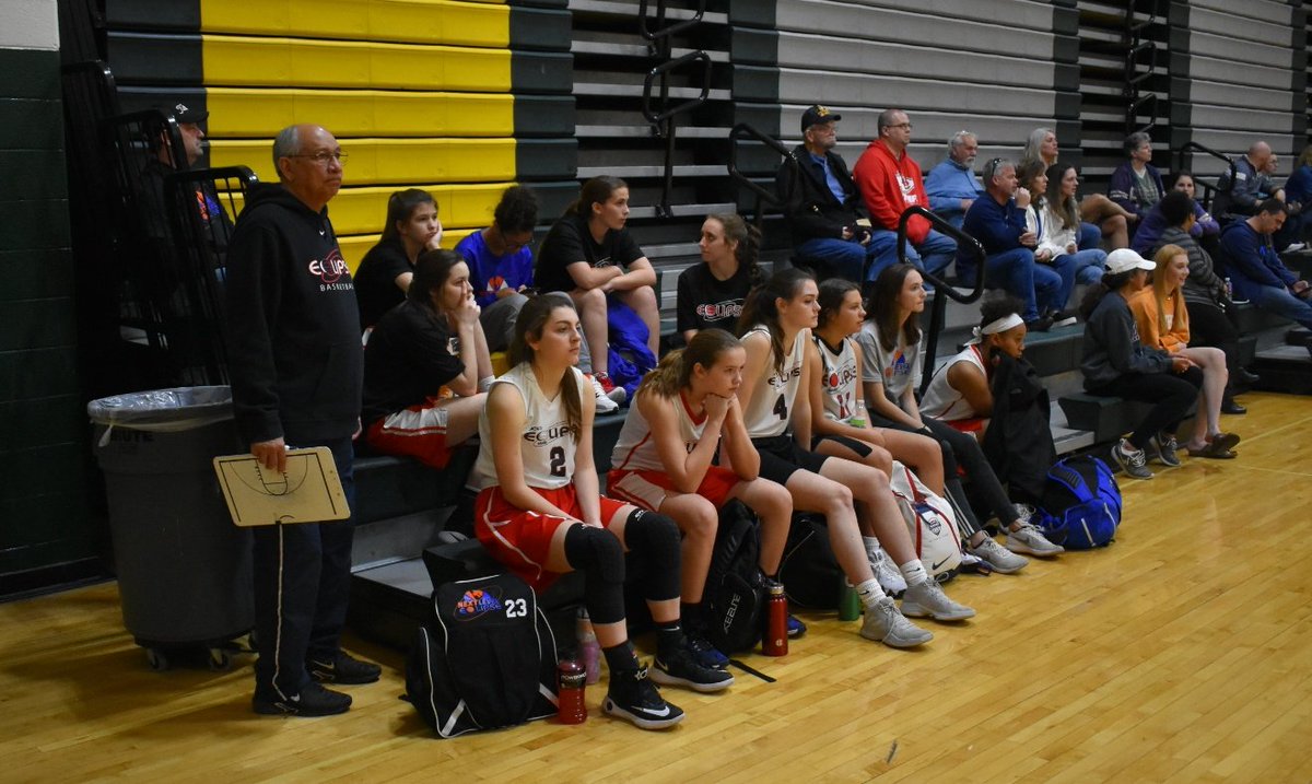 jbillam's tweet photo. Eclipse Silver 16 with a good win today, final game tomorrow, looking to stay undefeated for the weekend. Thanks to 15 Gray for the guest players as we heal from injuries. #NLEclipse @MVEclipseBball https://t.co/fesmWDFw1L