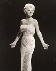 sexinghistory's tweet photo. From the 1940s until the early 1970s, #RuthWallis was a bestselling performer and a mainstay at supper clubs and hotels.
#theater #histsex #womenshistory #AmericanHistory
#UShistory #censorship #twitterstorians #partyrecords #musichistory
https://t.co/PwYZcnLPuT https://t.co/4PRtzUE9vw