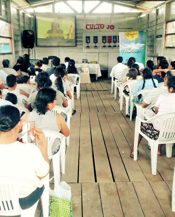 leonelguevarag's tweet photo. Gran concentración en la iglesia central del Distrito Misionero "Puerto Maldonado D" para recibir las #LluviasDeBendición #Revive5 #MSOP https://t.co/WXHMGUBS7q