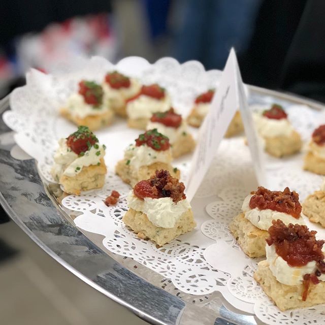 DarieQueenTx's tweet photo. @redgoldtomatoes dish tonight at the VIP reception #FinalTable @worldfoodchampionships #delish #foodporn #foodphotography #photography #foodsport #wfc2017 https://t.co/mJMvJhJbja https://t.co/qxyPEnhtcI