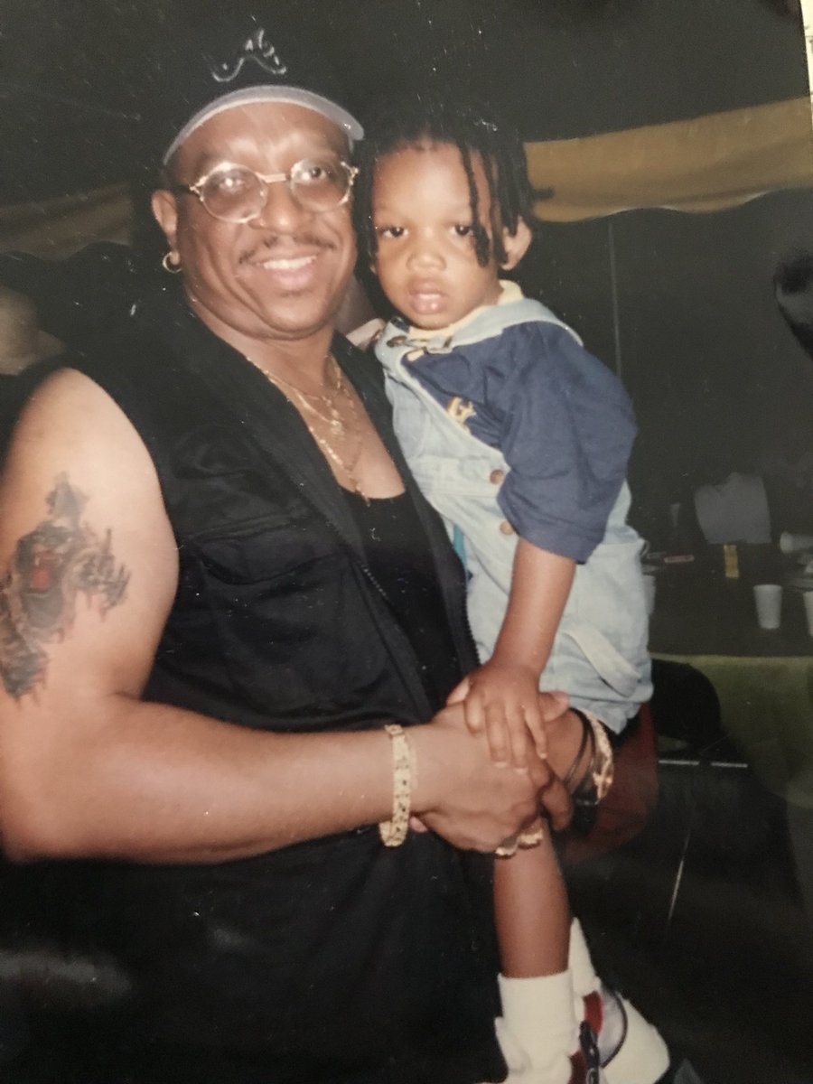 ButterLove40's tweet photo. Old picture of me and my son. https://t.co/HmgAqpnfvd