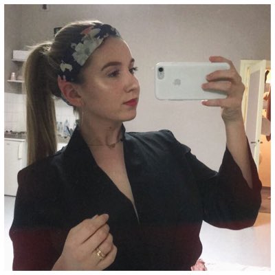 ju_flcnn's tweet photo. 🌚🌸 #so2009  #NouvellePhotoDeProfil https://t.co/eL57Fnzl62