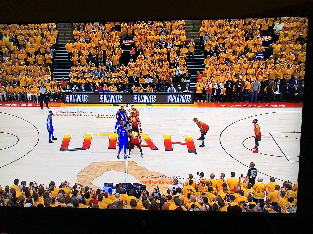 htown_bagholder's tweet photo. * #UtahJazz Design Team*
How can we completely mess up our logo and uniforms?
*opens Microsoft Word Art*
#NBAPlayoffs2018 #NBA #Microsoft #WordArt #GradientFill #FTW https://t.co/uIUhGnSulY