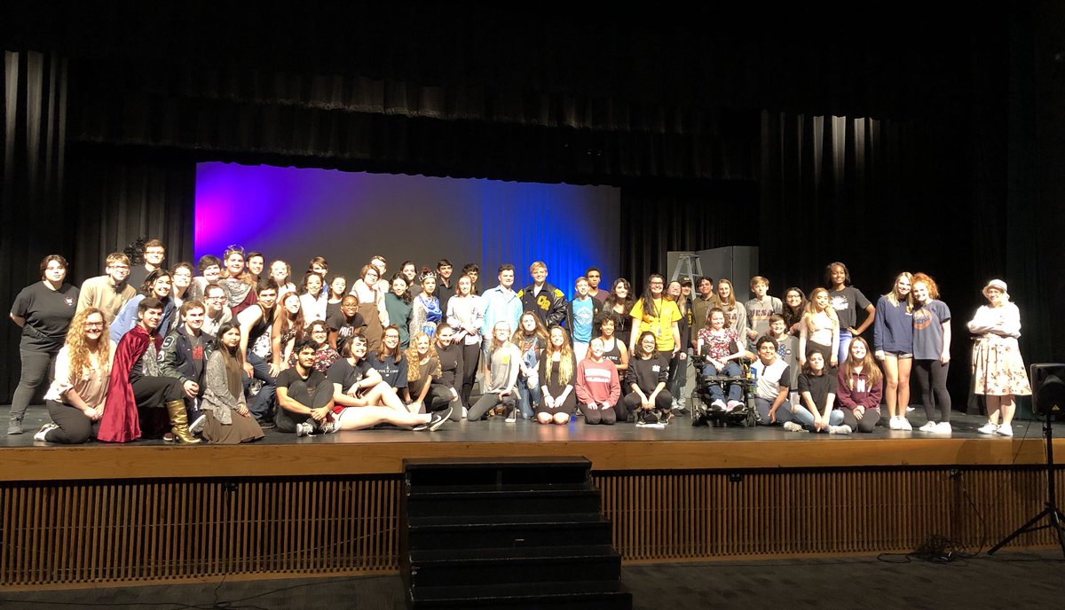 underwood89's tweet photo. This is @CFISD_FineArts at its best!!! 🎭🎭🎭 #24hrMarathon https://t.co/cbdeneh4LR