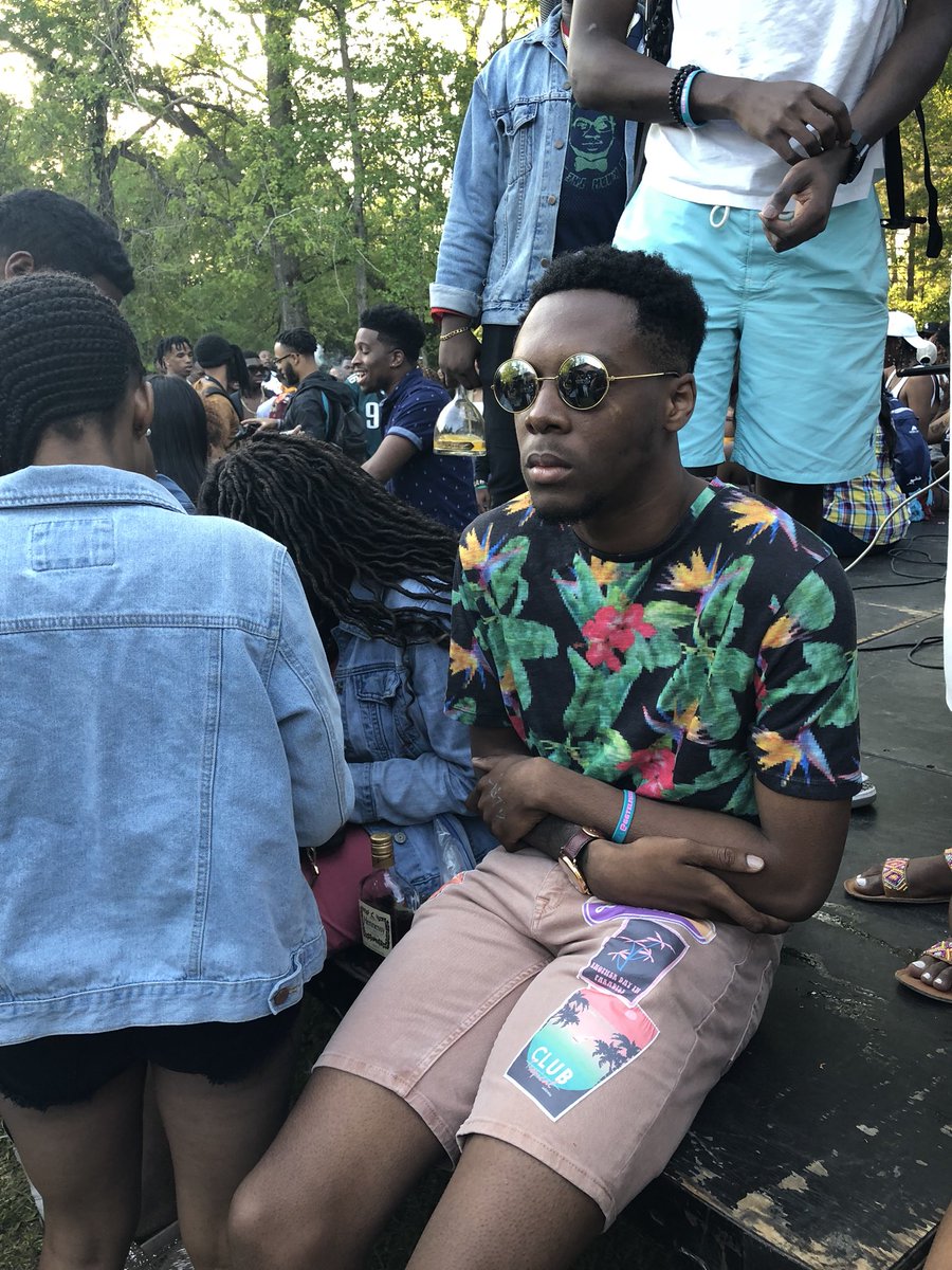 ForeverMee_'s tweet image. caption this‼️