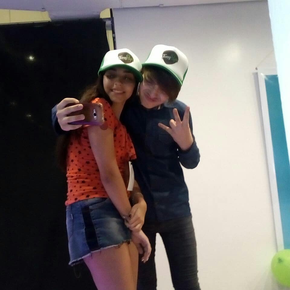 SofiaMa98570050's tweet photo. #showTR hoy fue un día increíble te amo gracias por todo!!💚💚💚 @tomasrojasok https://t.co/o5AP9lane5