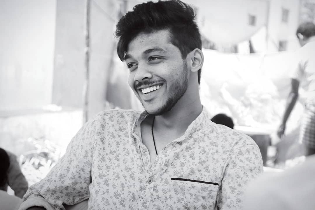 goontopia69's tweet photo. #Romal #arunarjun
@Ravinde90557735 #snap #ravinderravi
#sundaypost #still #photos . https://t.co/FWIV8GzplD