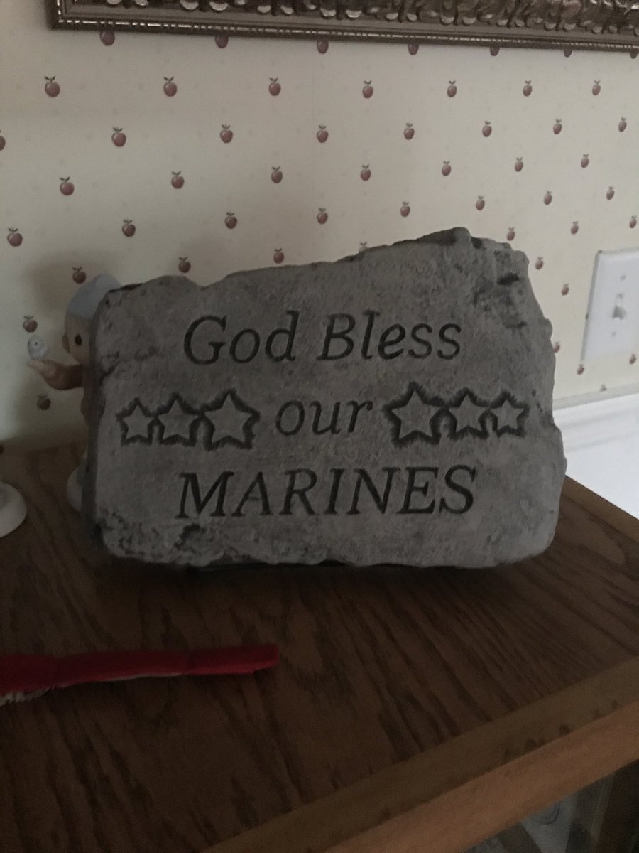 JenniWestra's tweet photo. Went and spent time antiquing today bought some Sealtest items, some of my dishes but the best finds were two stones. #lovemyboys #proudtheywanttoservetheircountry#usmc#usaf https://t.co/RCWxIC9wxu