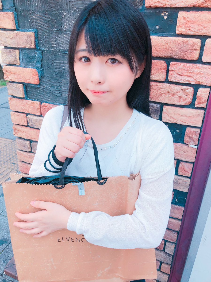 足太ぺんた 11 13 14ニコこれ On Twitter 新しいお洋服 大人っぽくみえるでしょうか Https T Co Bjyejwsl2q Twitter