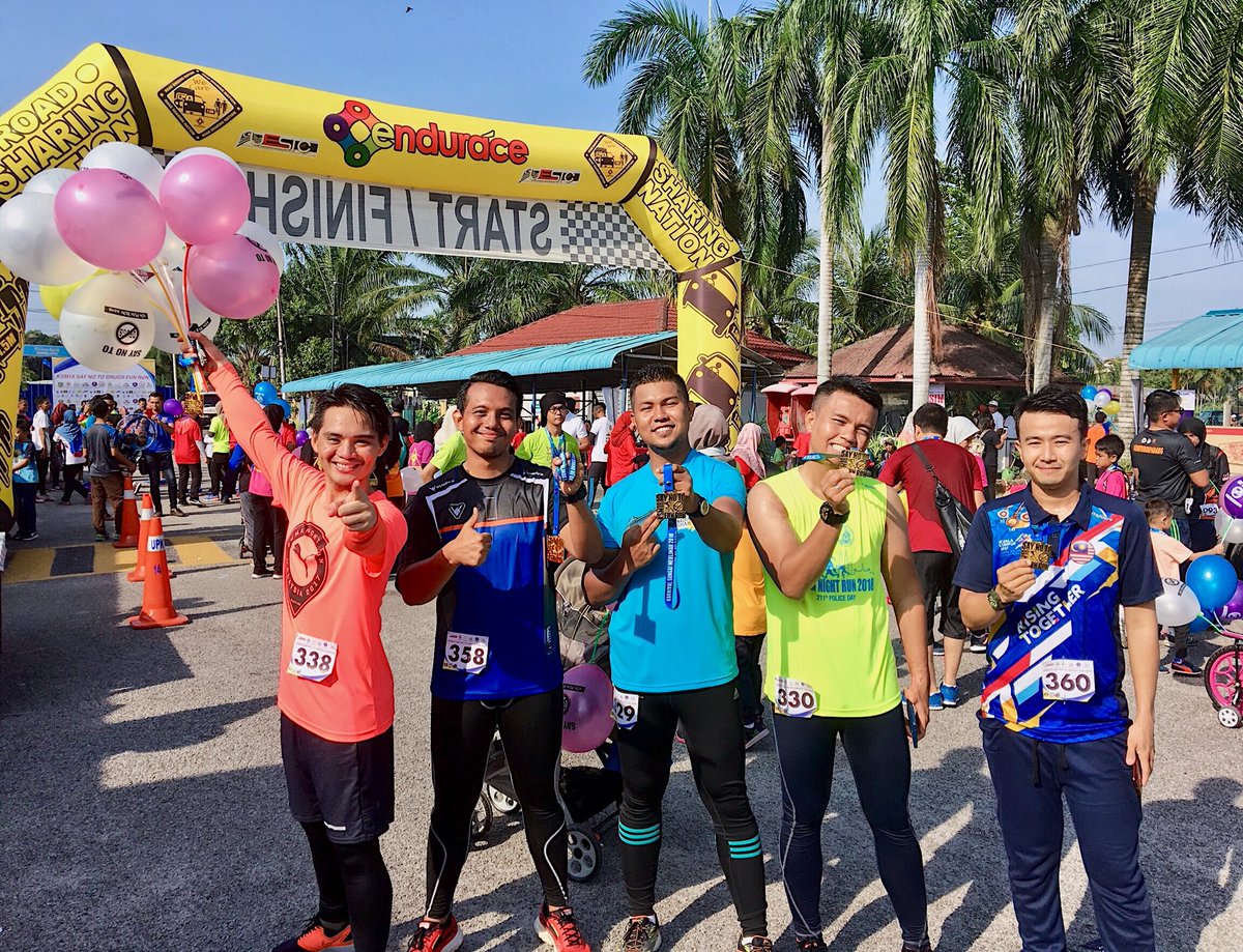 IlhamZulkiflie's tweet photo. KSM18 Say No To Drugs Fun Run 5KM ++ #Merlimau #PBrunner https://t.co/T5hK5NSYiy