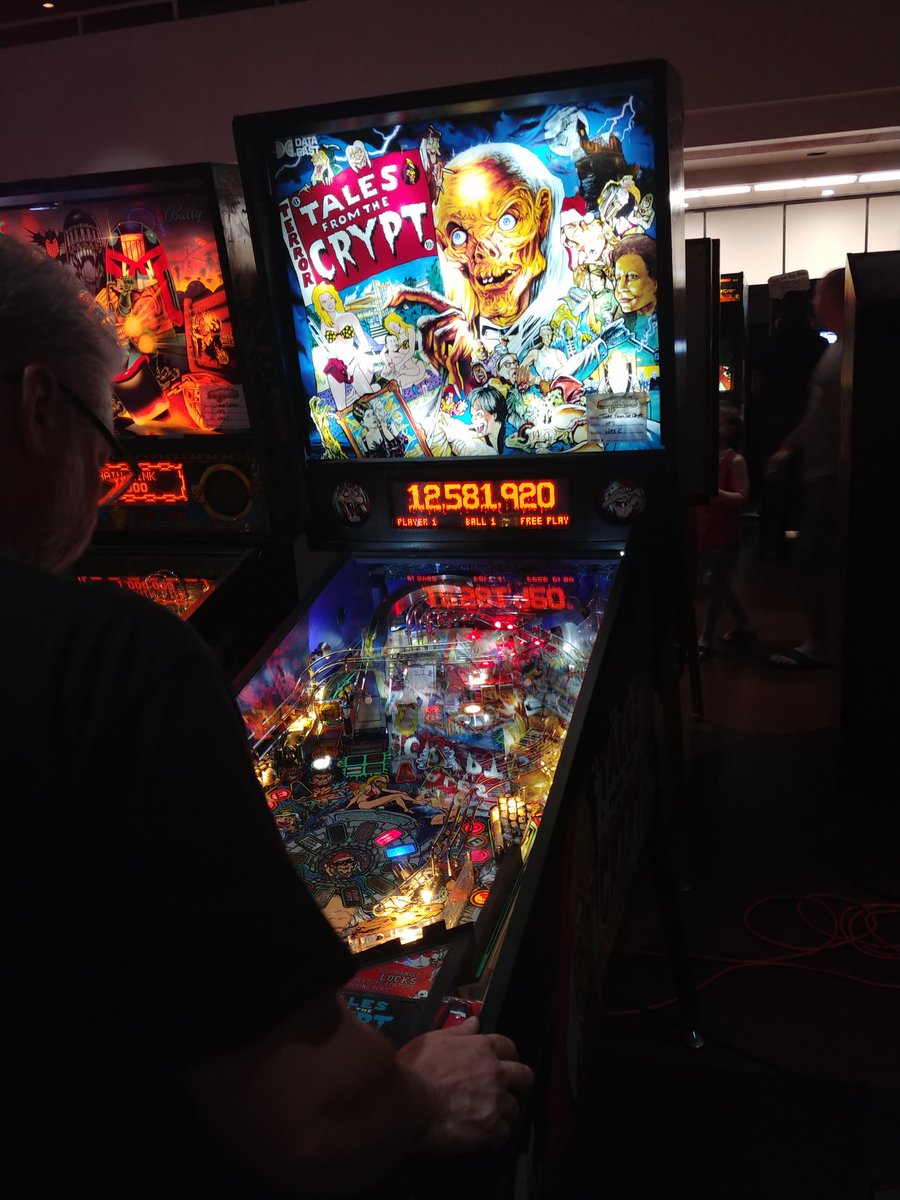 Dads_n_Dragons's tweet image. Lotta fun at #Zapcon today! Even got my ass kicked by a 12 year old in a single elimination tournie
#pinball #arcade #games #videogames