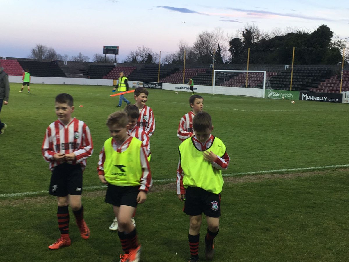 Everyone here at Castlepollard Celtic would like to thank everyone at  <a href="/LongfordTownFC/">Longford Town FC</a> for what was a great evening for our under 10's. Best of luck for the rest of your season. 

#CCFC