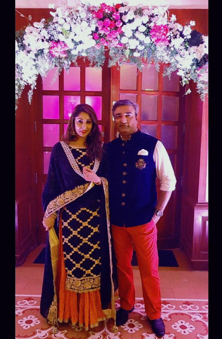 sangitara2341's tweet photo. #shaaditime in #goa #sangeet #funfrolic #family #friends #cheers🥂 @mickeyspolo https://t.co/CRXqNh3bxl