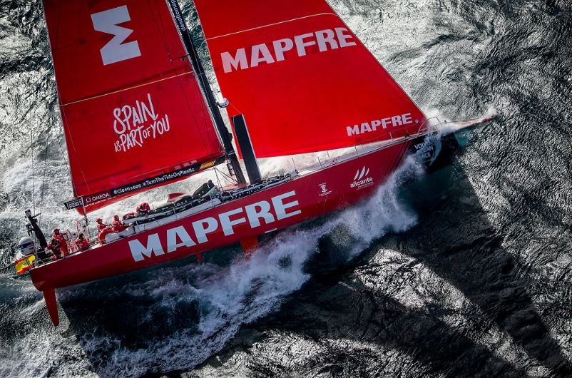 El anticiclón de Santa Helena, los Alisios, la corriente de Brasil... Nuestro <a href="/desafioMAPFRE/">Desafío MAPFRE</a> se echa hoy otra vez a la mar en una nueva etapa de la <a href="/volvooceanrace/">Volvo Ocean Race</a> en la que se enfrentará a muchos obstáculos. ¡Vosotros podéis con todo! #VamosMAPFRE ow.ly/iRhg30jzIQc