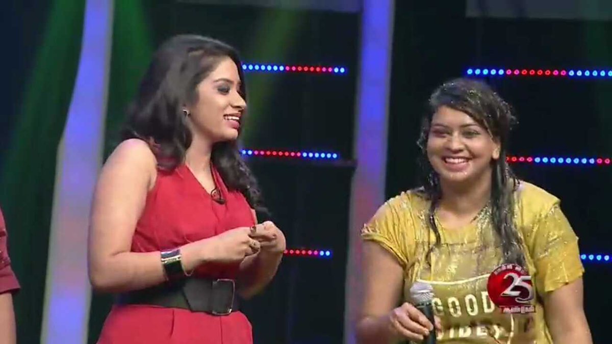 LoveYouDiya's tweet photo. Watching #SavaleSamaali vilayada ARE YOU READY ??? @SunTV #KrazyKanmani #DiyaKarthik #DiyaVJ #VJDiya
Stunning look baby😻😻 @vj_diya #BeautifulInRED❤ #LoveYouLoadssss😙😘😚 https://t.co/B4kxx3SuUB