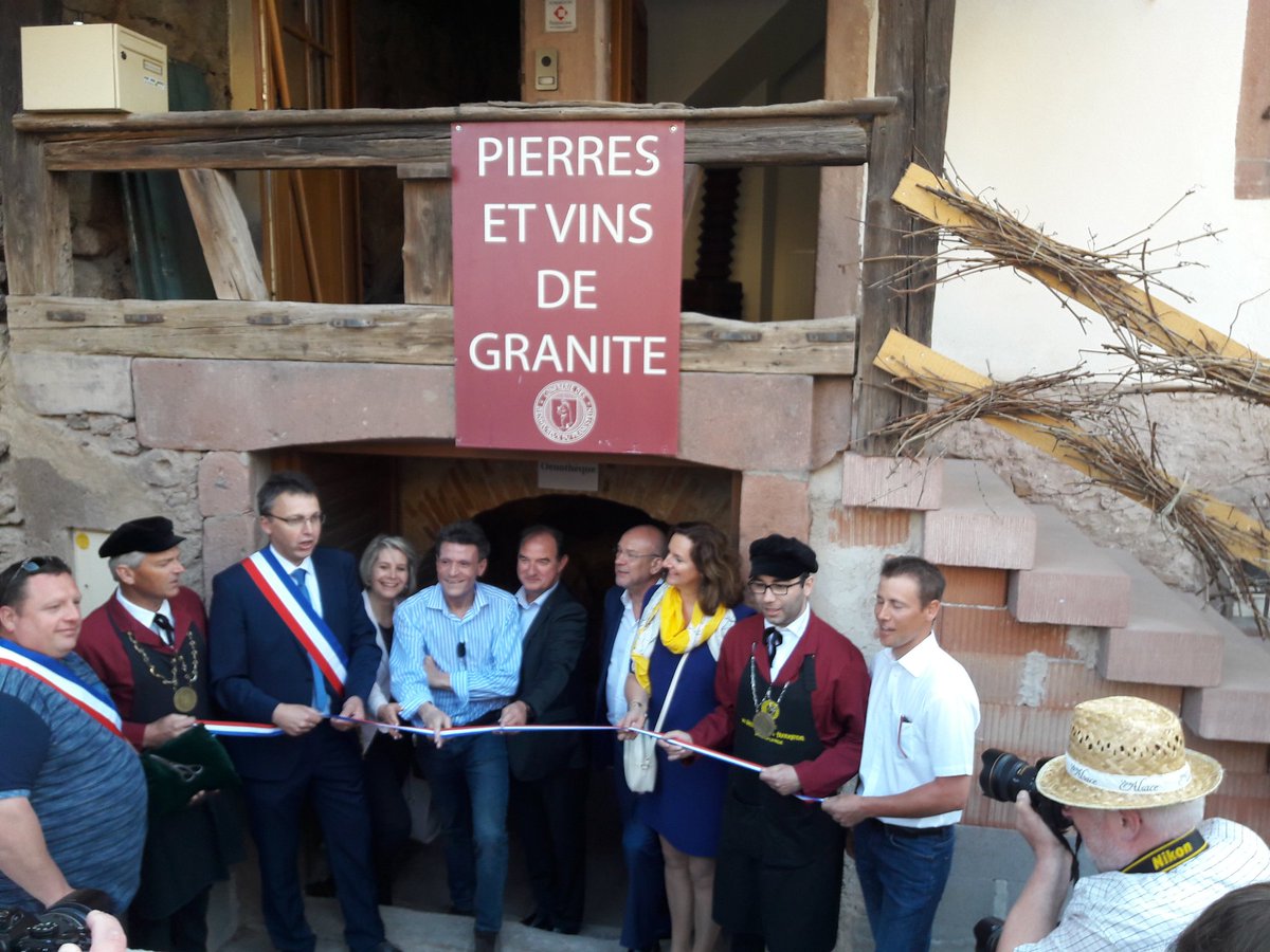 CoralieHALLER's tweet photo. Inauguration #oenotheque de la confrérie des  bienheureux du #Frankstein et de #l'office du tourisme de Dambach-la-ville! #OenotourismeAlsace @EMStrasbourg #bedistinctive https://t.co/DuOTuBNiEj