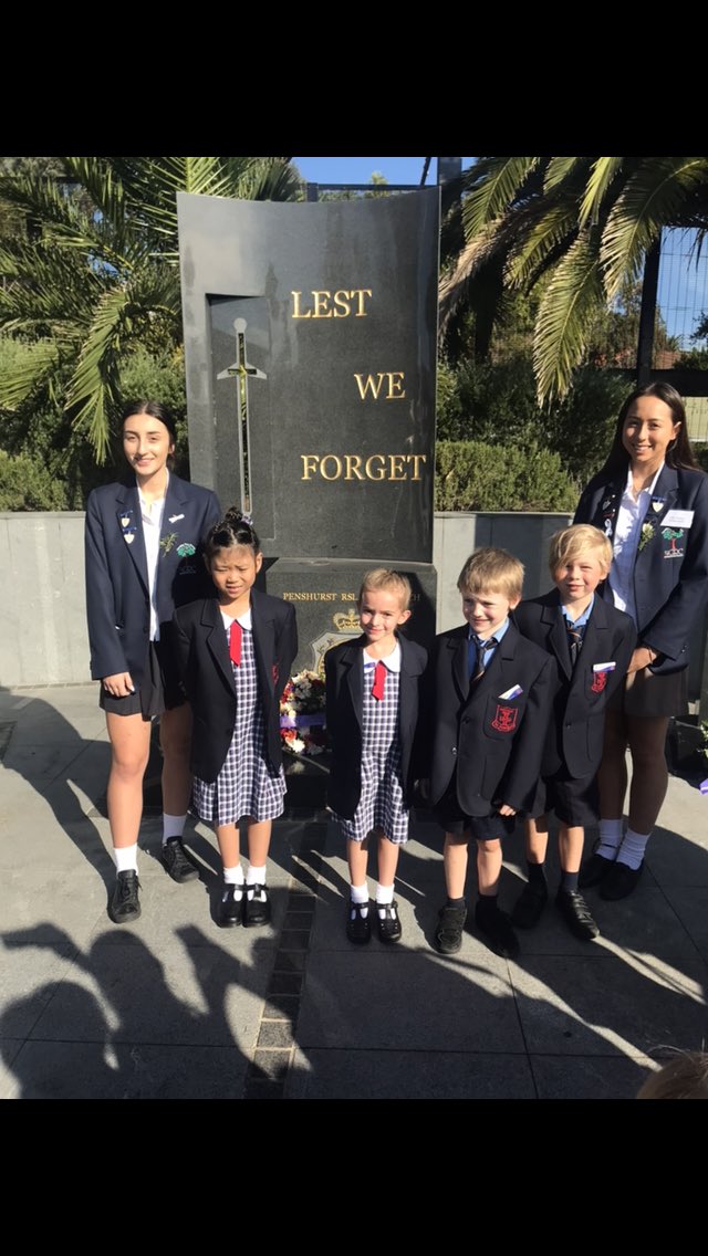 TheGroveInfants's tweet photo. Our Student Leadership team represented @TheGroveInfants at Penshurst RSL’s ANZAC Day service. We were so proud of the respect &amp; pride that these students demonstrated. It was lovely to be alongside student leaders from GRC Oatley. @anne_ross5 @leanne_larcombe @JJarvis1 https://t.co/siGVAQMXOT