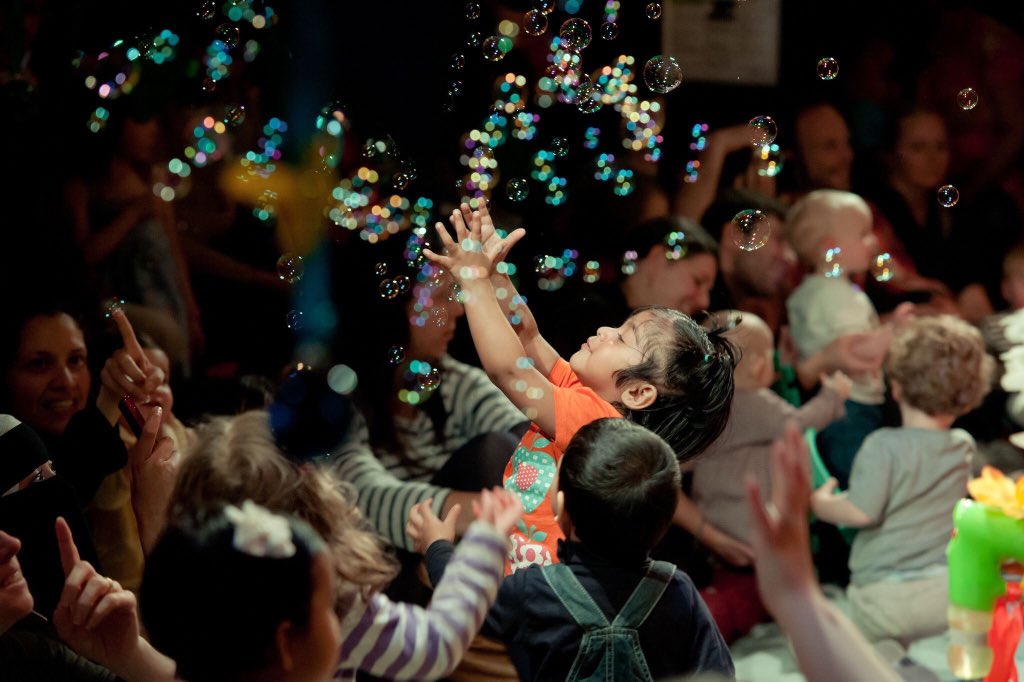 We need to go further to advance equality &amp; inclusion across the arts. Our <a href="/ace_national/">Arts Council England</a> Diversity Director <a href="/ArtyAbid/">Abid Hussain</a> discusses his experience of class &amp; social mobility &amp; our upcoming social mobility pilot with <a href="/UniversityLeeds/">University of Leeds</a> &amp; <a href="/ahrcpress/">Arts and Humanities Research Council</a> buff.ly/2JVDzYS #CreativeCase