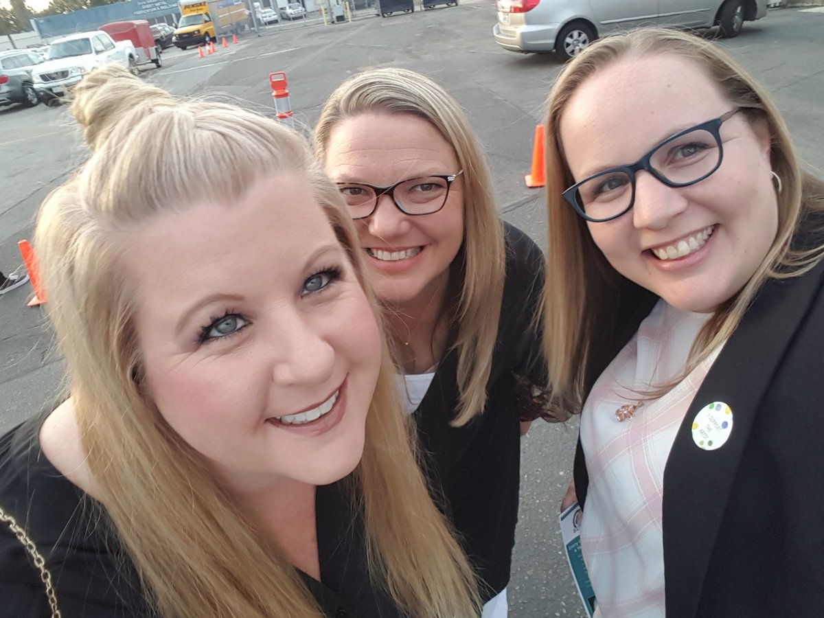 PacDriveInnov8's tweet photo. Thank you @AlltheArtsFound for a fabulous night! #fsdlearns https://t.co/IBOQrXv4lK