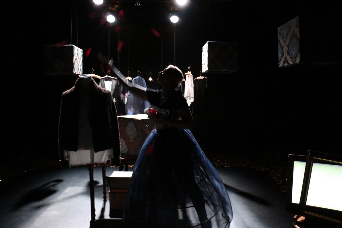 WBarkTheatreCo's tweet photo. 2 shows down of YOU/EMMA! 6 more to go! @IRTTheater through April 28!
https://t.co/6pQa7hEhTZ
For $10 tickets use the code:EMMA https://t.co/F8kXR12A98