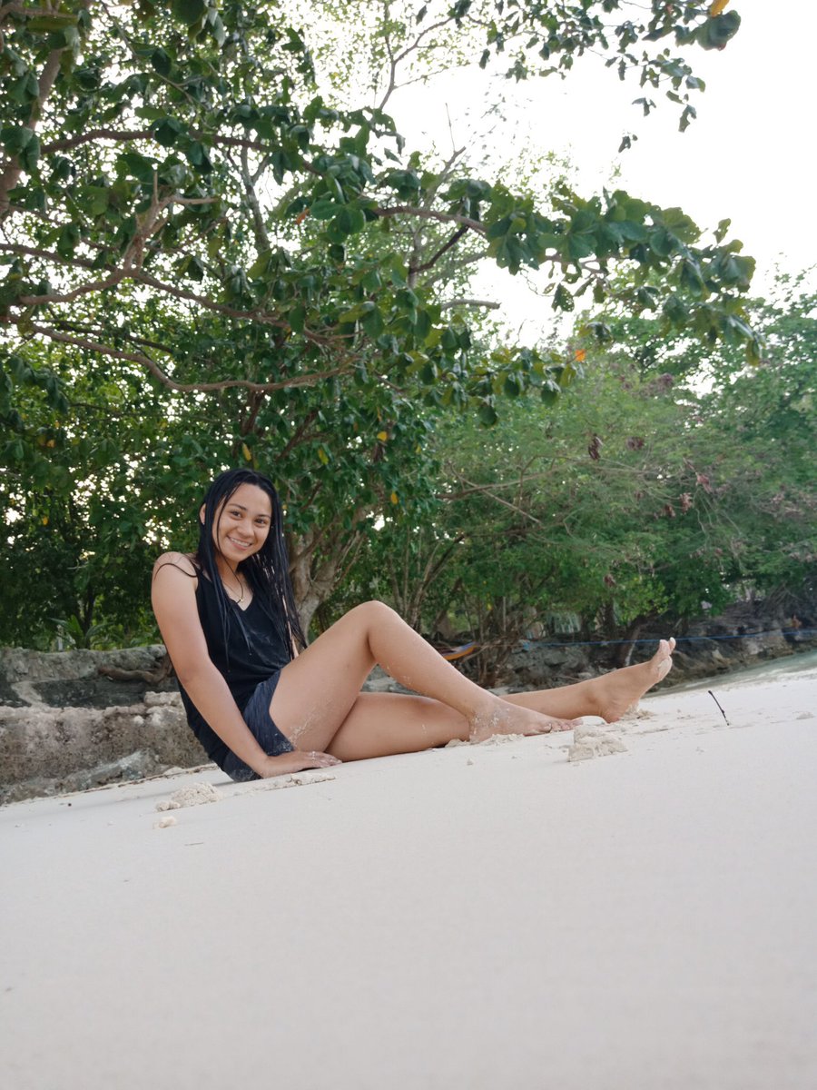 singail_abby's tweet photo. The beach is a great place to relieve the soul-

#IslaReta #summer2018 #samal https://t.co/dDJomqGJkj