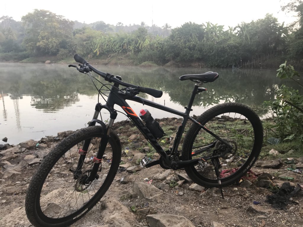 ajitbohra's tweet photo. Weekend escape, leisure ride to the beach with some off roading #bicycle #bicycleandbeards #nocodingday https://t.co/5y3P87Hbod