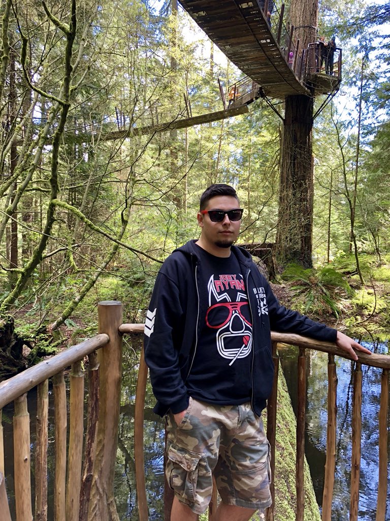 BenPenate's tweet image. Had a blast enjoying the spring weather reppin my fav wrestler @JoeyRyanOnline After meeting him in January, I never thought I’d be able to see him again this soon, next Sat for #AprilAnarchy @ASWCANADA Shout out to my local wrestling promotions for booking my fav 🤘🏼❤️🙌🏼