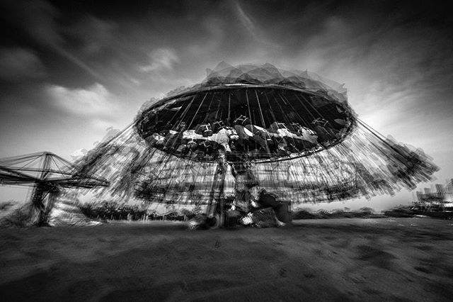 ayashok's tweet photo. #monochrome #blackandwhite #merrygoround #mahabalipuram #ayashok #Photography #India #Nikon https://t.co/DF4fvWqOyf