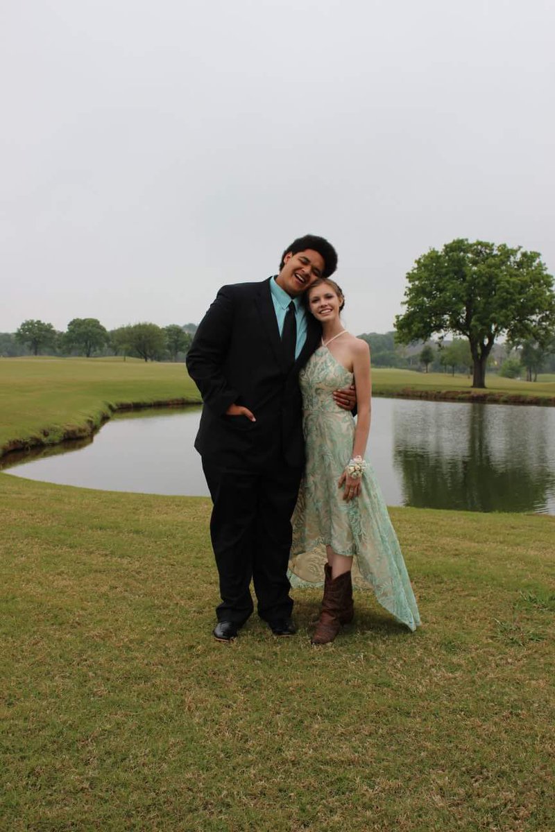 MamaFoust5's tweet photo. Grace Foust and Kai Campbell #FARMERPROM18 https://t.co/CHElu254Ux