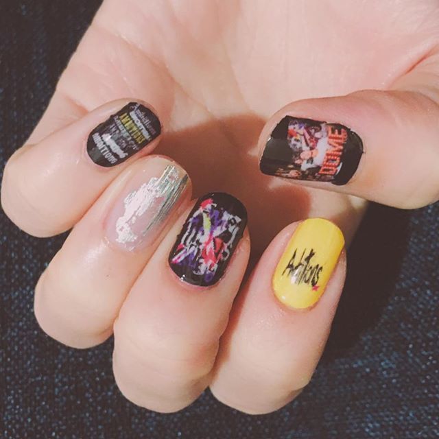 めぐ お気に入りだったワンオクネイル Oneokrock ワンオク Oor Ambitions Ambitionsjapandometour ワンオクネイル セルフネイル ネイルシール Yournail ホイルネイル T Co Wz2nudbbor T Co Rbmsho5px3