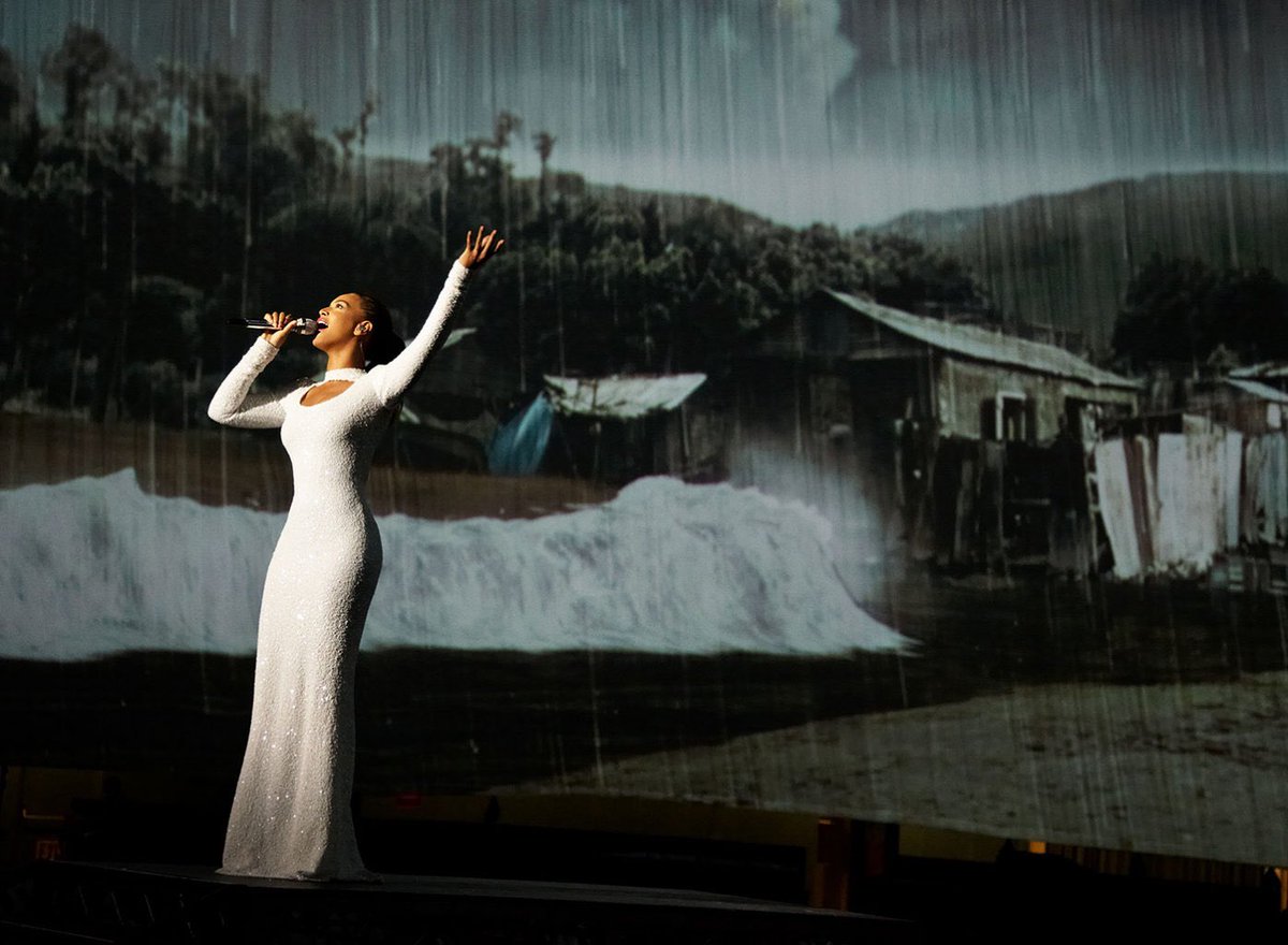 9·11테러에서 영감을 받아 만들어진 곡, 비욘세(Beyonce)의 'I was here'(동영상)\u003e '이 세상을 떠날 때 후회 없이  떠나겠어요. 기억할만한 무언가를 남겨요. 사람들이 잊지 않도록'... 'UN 세계 인도주의의 날' 기념(World  Humanitarian Day Performance)식장에서 노래 ..., image size:1200x880